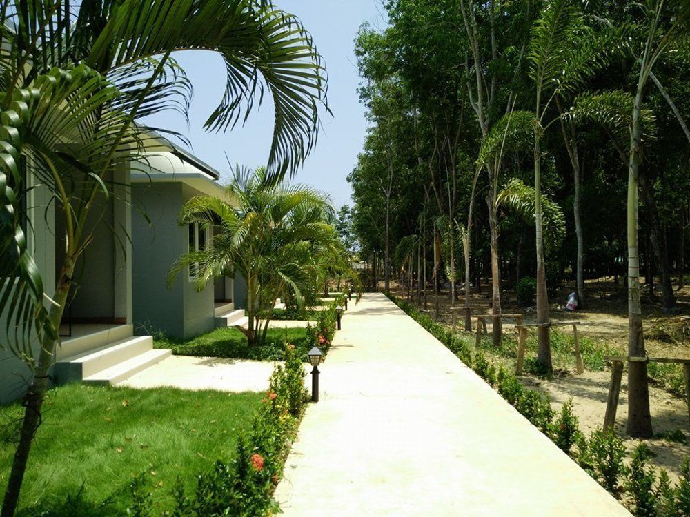 Saiyuan Garden Resort Rawai Buitenkant foto